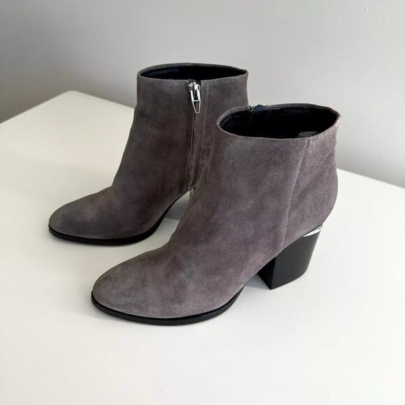 Women's ALEXANDER WANG Gabi Gray Suede Cutout Chunky Heel Ankle Boots Size 38 - Picture 1 of 8